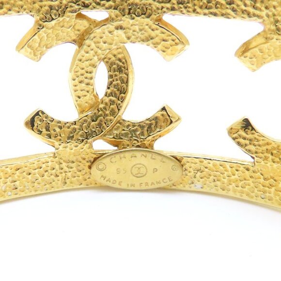 CHANEL Authentic Gold Logo Bracelet - Picture 4 of 7